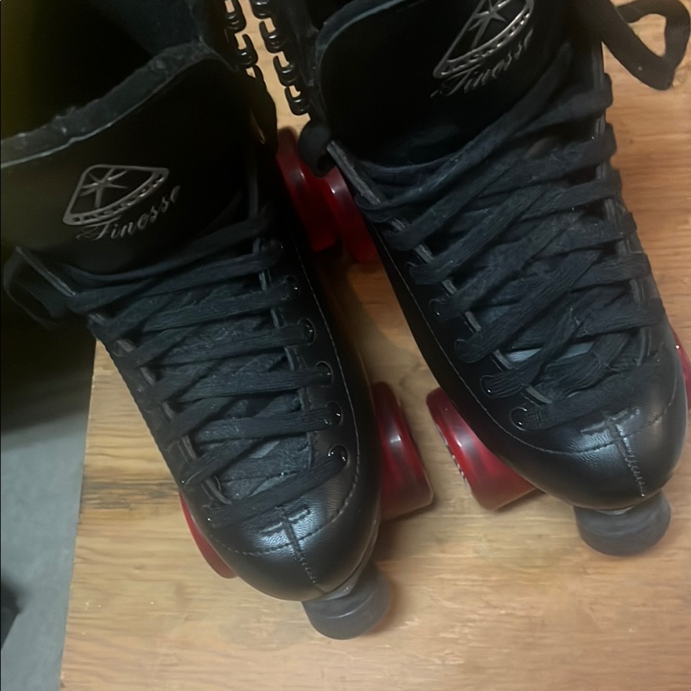 Finesse Black Roller Skates for Men